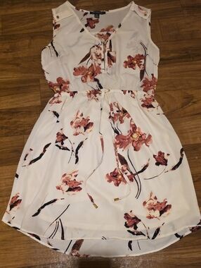 imPRESS White Mini Dress with Rose Floral Print